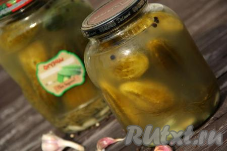 Хранить банки с солёными&nbsp;огурцами можно в кладовке. Всем любителям бочковых огурцов рекомендую сделать заготовку по этому рецепту и тогда зимой вы несомненно насладитесь замечательным вкусом этих огурчиков!