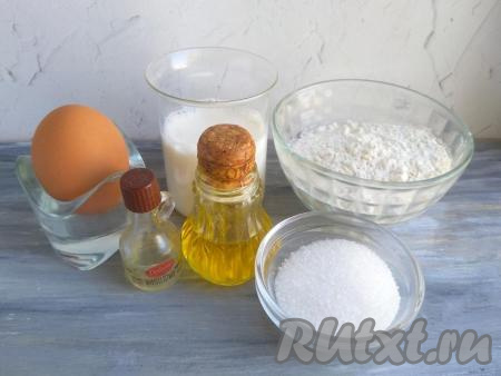 Подготовить ингредиенты для выпечки тонких ажурных блинов на молоке.