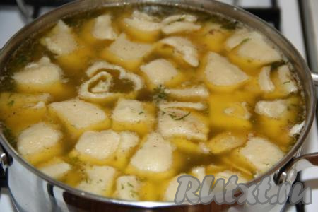 В конце варки посолить&nbsp;по вкусу.