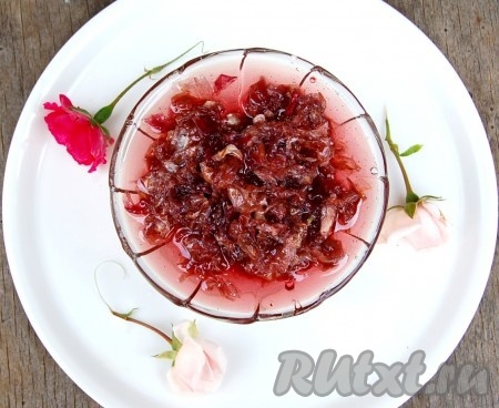 Варенье из лепестков роз