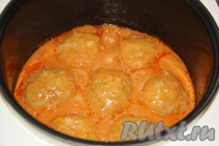 Вот такими аппетитными получились ленивые голубцы, приготовленные в мультиварке в томатно-сметанном соусе.