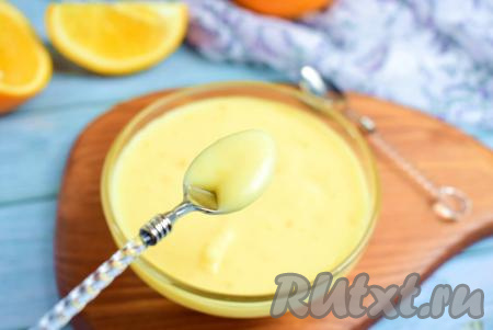 Яркий, вкусный, ароматный апельсиновый курд готов, используйте его по назначению! В холодильнике его можно хранить несколько дней (для этого переложите его в баночку, плотно закрутите крышкой и отправьте в холодильник).