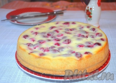 Творожный пирог с вишней