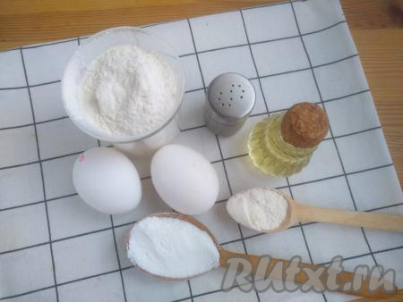 Подготовить продукты для приготовления хрустящего хвороста на яйцах.