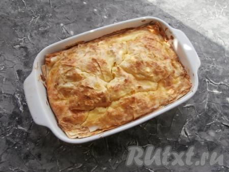 Выпекать ачму из лаваша с творогом в разогретой до 180 градусов духовке около 25-30 минут (до румяности).&nbsp;