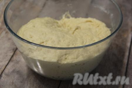 Тесто увеличится в объёме в несколько раз.