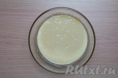 Перемешайте с помощью блендера до однородности.