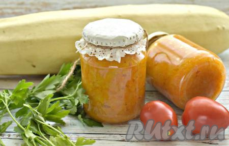 Затем переставляем кабачковую икру "Пальчики оближешь" в прохладное место на хранение. Благодаря тому, что тушёные овощи пропускаются через мясорубку, икра приобретает очень приятную консистенцию. Зимой эта вкусная, аппетитная заготовка прекрасно дополнит различные блюда и несомненно понравится всей семье!