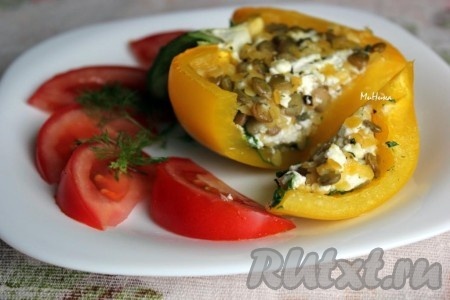 Перцы, фаршированные творогом и чечевицей