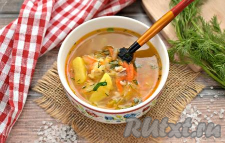 Щи, сваренные с рисом и капустой, получаются вкусными, насыщенными и очень аппетитными, угощайтесь!