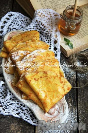 Очень вкусные, яркие, нежные морковные блины, приготовленные на молоке, можно подавать к столу с мёдом, сметаной, вареньем, джемом или сгущёнкой.