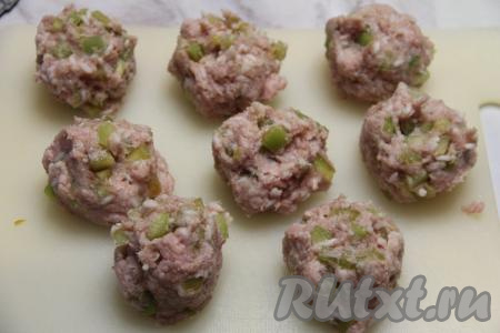 Разделить массу на 8 частей.