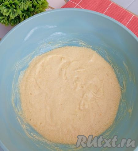 Масса должна получиться однородной и воздушной.