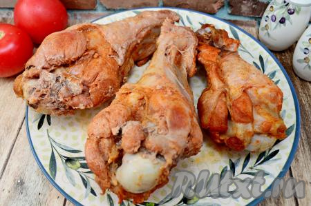 Плечо индейки в рукаве в духовке