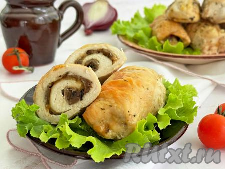Рулетики из куриного филе с грибами и сыром в духовке