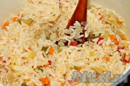 
Рис взрыхлить вилкой.