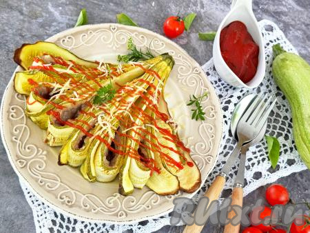 Веер из кабачков с фаршем в духовке