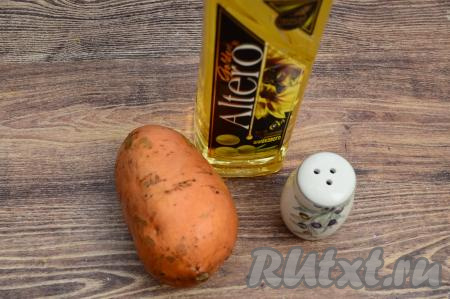 Вот такой скромный набор продуктов нам понадобится для приготовления батата фри на сковороде.