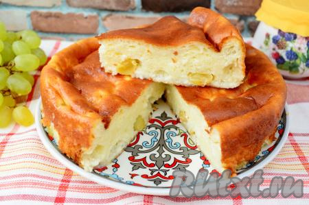 Творожная запеканка с виноградом