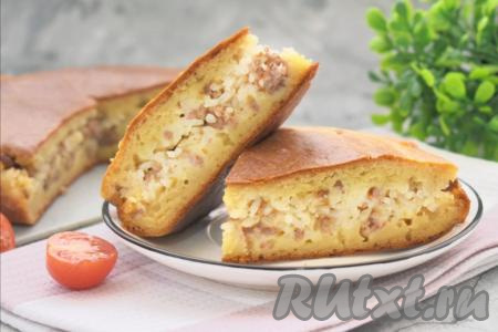 Заливной пирог с фаршем и рисом 