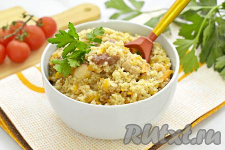 Ячневая каша со свининой