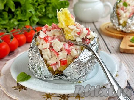 Крошка-картошка с крабовыми палочками