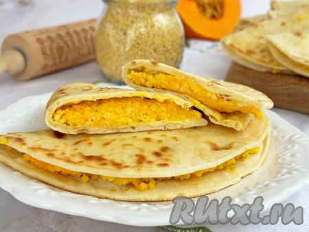 Кыстыбый с пшеном и тыквой