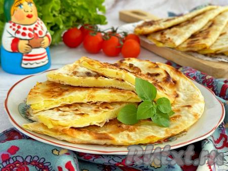 Кыстыбый с картошкой из лаваша на сковороде