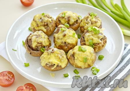 Шампиньоны, фаршированные фаршем, в аэрогриле