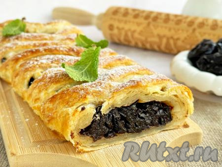 Слоёный пирог с черносливом