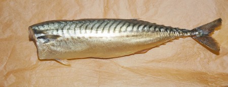 Приготовить копченую скумбрию.