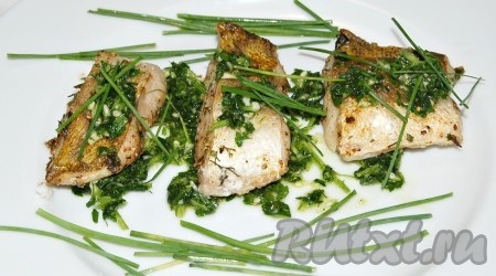 Запеченная рыба с зеленью