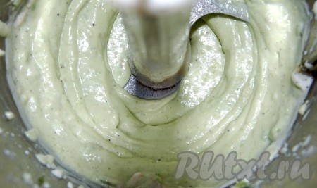 Пропустить пару минут до пастообразного состояния.