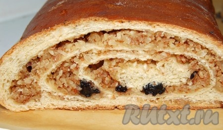 Рулет с грецкими орехами