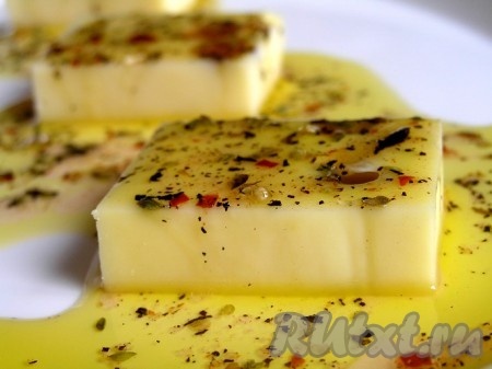 Рецепт приготовления маринованного сыра