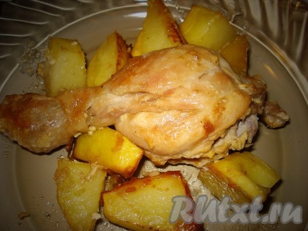 Курочка, запеченная с картофелем