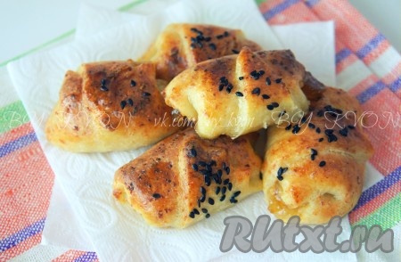 Творожные рогалики с повидлом