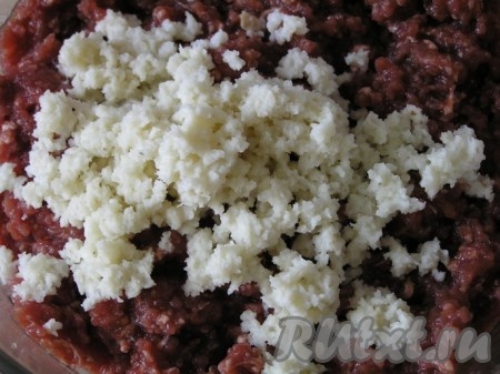 Добавить хлеб,