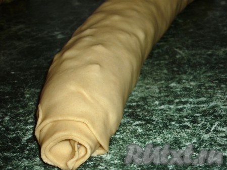 Защипнуть края.