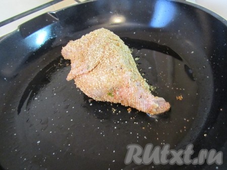 Жарить на среднем огне до готовности, минут 20.