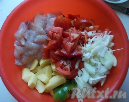 Нарезаем все составляющие.