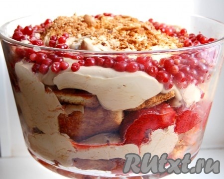 Трайфл украсит праздничный стол, он делается несложно, поэтому и является очень популярным.
