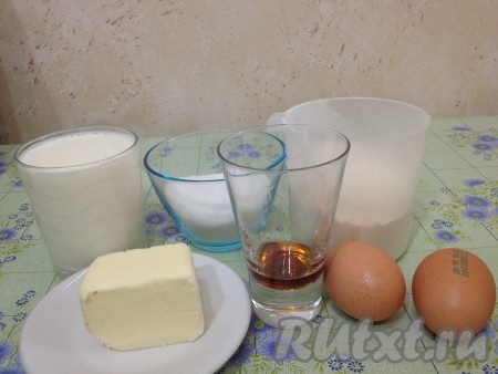 Вот такие ингредиенты будут нужны для заварного крема.