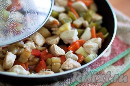 Курица с овощами