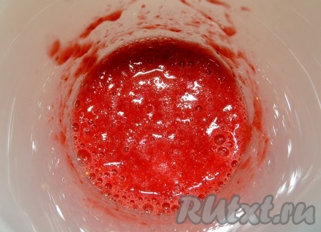 Пробить блендером до состояния пюре.