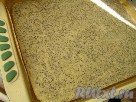 А вот маковый "бисквит" готов.