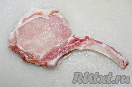 Косточку можно зачистить, срезав с нее все лишнее.