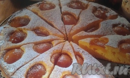 Пирог с абрикосами