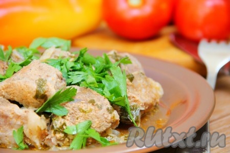 Свинина в кефире на сковороде