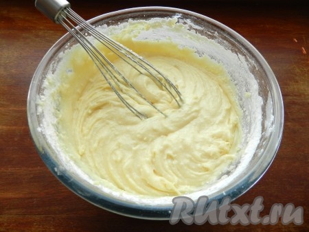 Заместить густое однородное тесто.